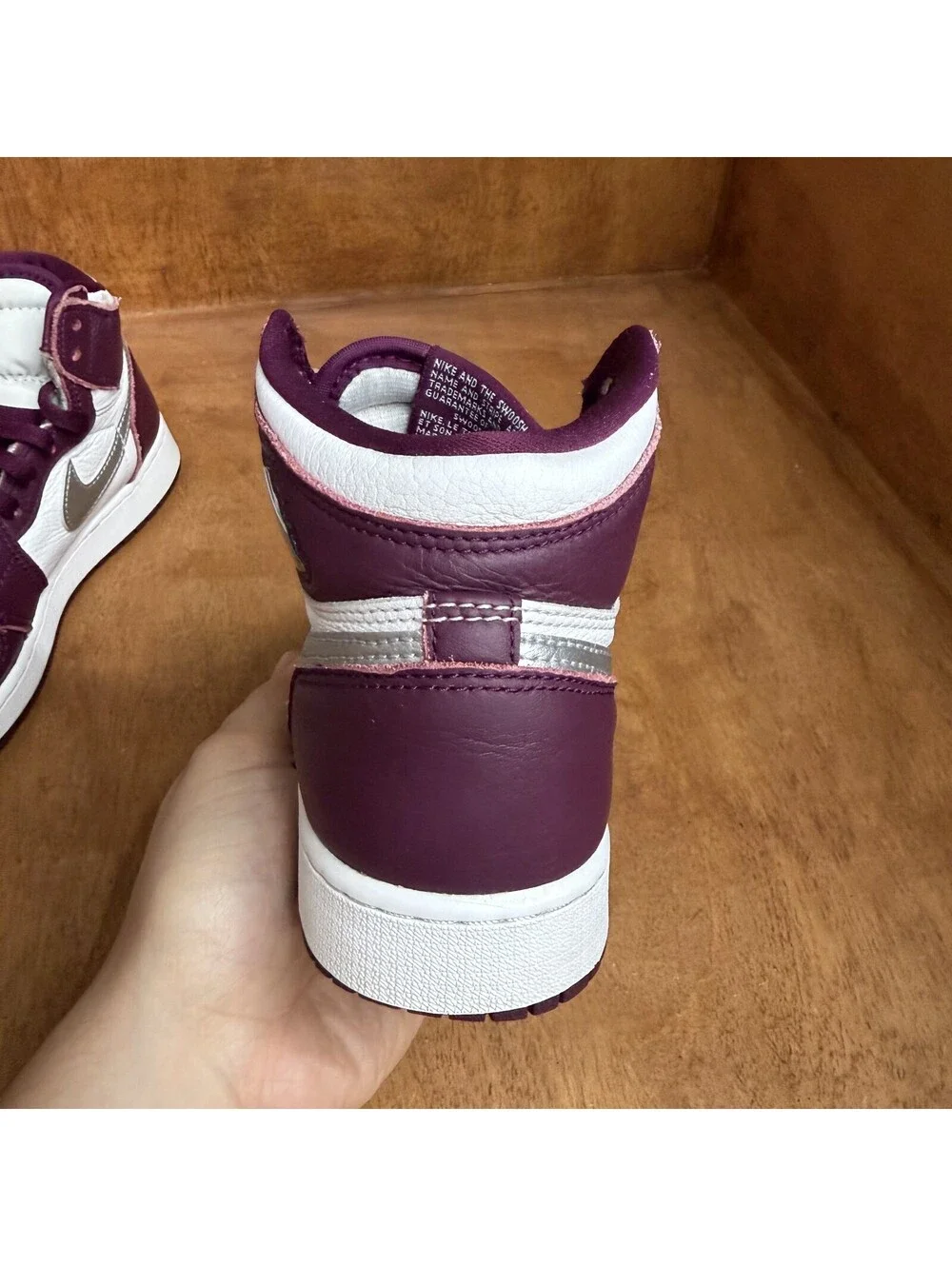 Nike Air Jordan 1 Retro High OG GS Bordeaux Youth Size 5.5Y Sneakers 575441-611